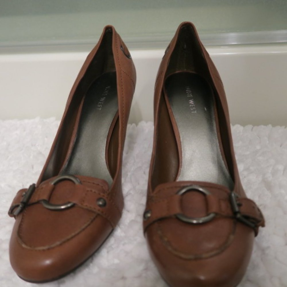 Nine West Brown Pumps